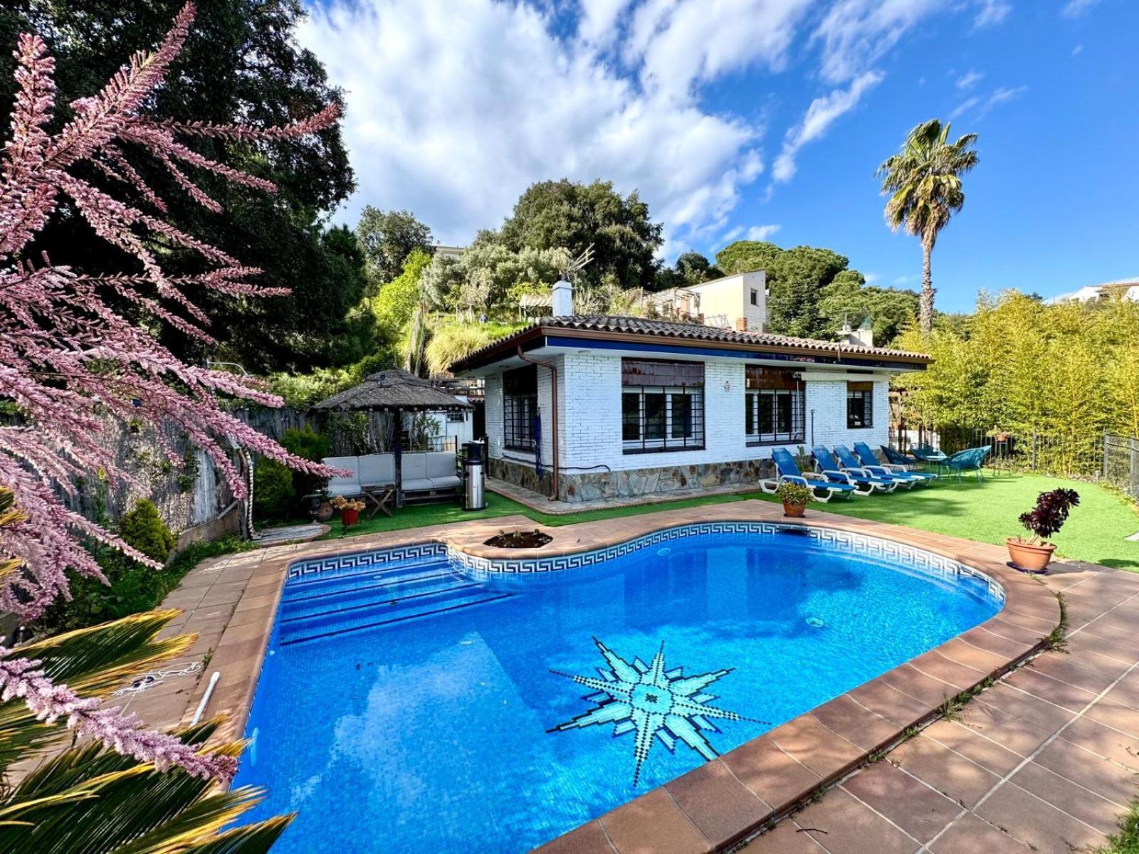Casa Paraiso Piscina Tranquilidad Sant Cebrià de Vallalta Kültér fotó